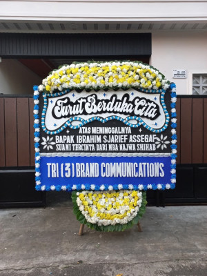 Papan Bunga Duka di Aketobatu